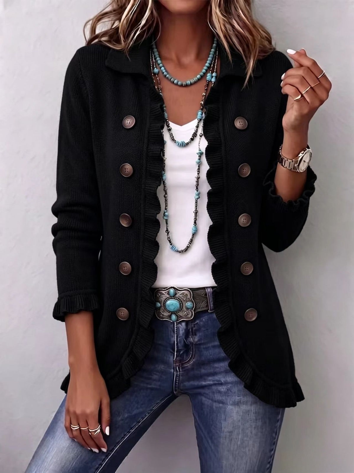Nieves | Chaqueta de Punto Negra con Volantes