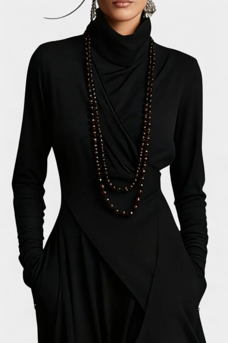 Blanca | Vestido Largo Asimétrico de Cuello Alto