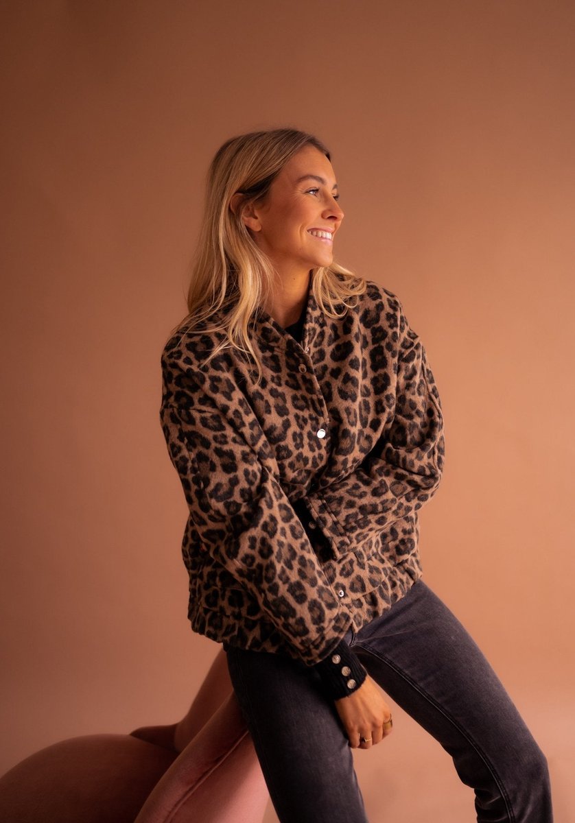 Eva | Chaqueta Acolchada Oversize de Leopardo